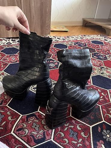 Ölçü: 37, rəng - Qara, Yeni — 2