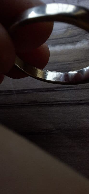 gumus 51: Üzük, Ağ qızıl — 1