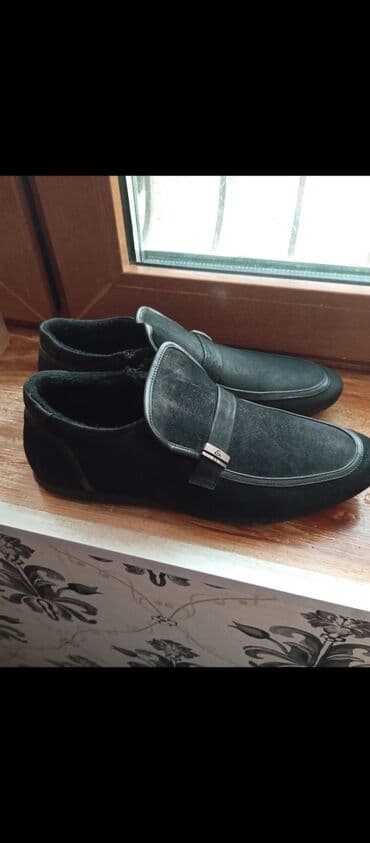 бордовые мужские мокасины: Kişi mokasinləri – qara rəngdə, klassik-loafer üslubu - Material: üst — 1