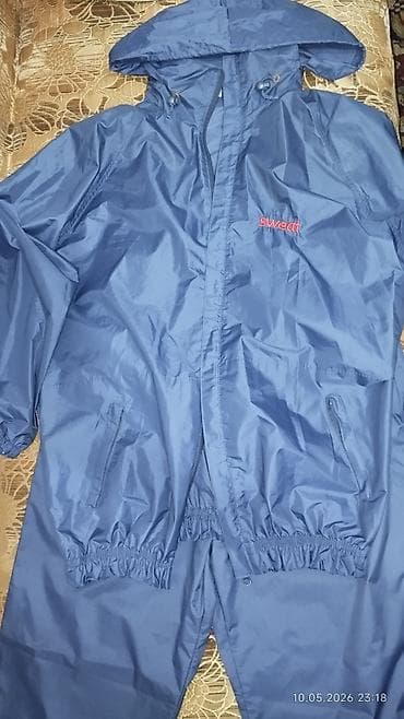 des geyimler: Südlü-mavi rəngdə yağmurluq dəsti (jaket + şalvar) arıqlamaq üçün — 1