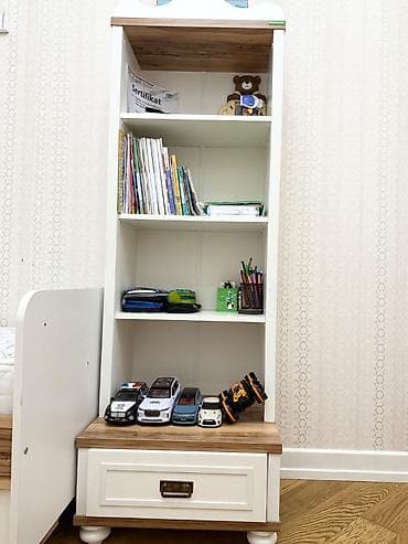 turk sobası: Oğlan və qız üçün, Təknəfərlik çarpayı, 2 tumba, Dolab, Komod — 10