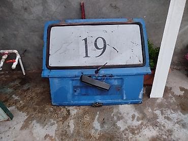 yan guzgu s: Məhsul: Mavi rəngli metal arxa baqaj/qapı paneli (şüşəli), ehtiyat — 1
