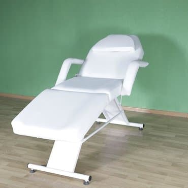 Kusetka kuşetka masaj kosmetoloji prosedurları həyata keçirmək üçündür