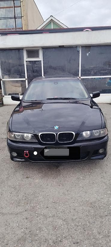 Motonəqliyyat: BMW 5 Series (E39) sedan – qara rəng. - Xarici: M paketli ön-arka — 1