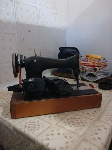 petlə maşını: Elektrik tikiş maşını - Mexaniki korpuslu, klassik tip tikiş maşını - — 1