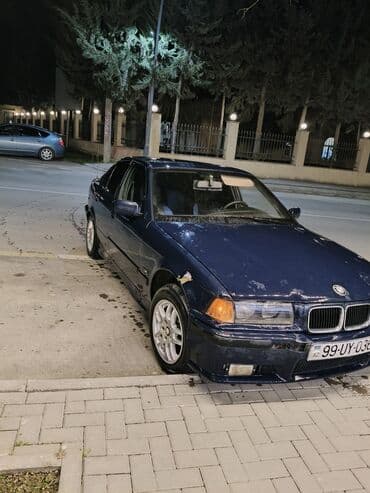 BMW 3 Series E36 sedan barter var, baxir masina - Kuzov: 4 qapılı