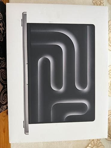Apple MacBook: MacBook Pro m3 yenikidi 5 defe kinoya baxilib ustunde orginal adapdir — 4