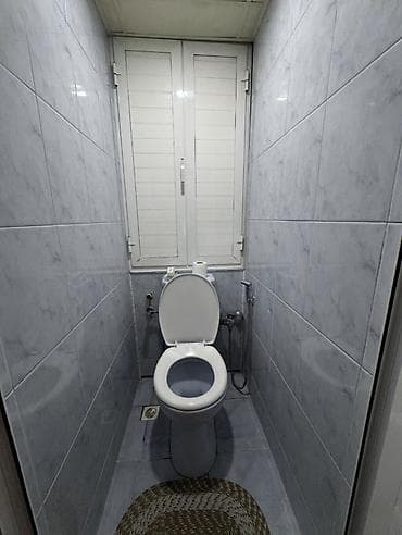 kiraye evler genclikde: Yeni Gunesli AB massivi.Qanuni 2 otag 3/9 mertebe orta blok.Merkezi — 10