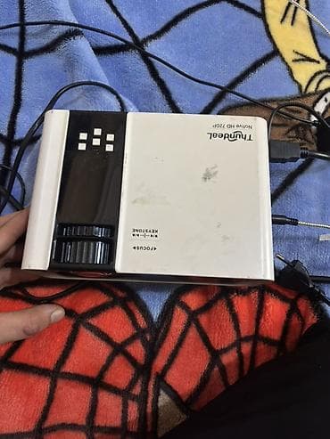Portativ Proyektor — 1