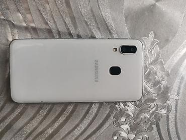iphone 6s korpus: Samsung Galaxy A40, 64 GB, rəng - Ağ, Barmaq izi — 1