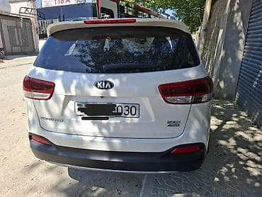 led panel: Kia Sorento: 2.2 l | 2015 il Krossover — 2