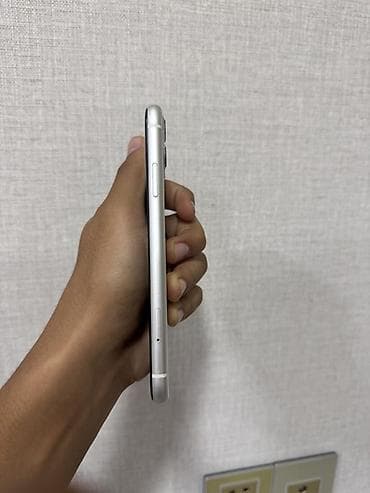 poco m4 5g: IPhone 11, 128 GB, Ağ, Simsiz şarj — 6