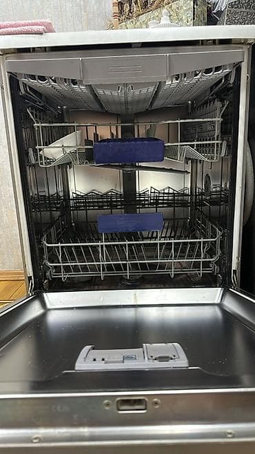 qabyuyanlar: Qabyuyan maşın Siemens, Tam qabaritli (60 sm.), Ayrıca dayanan, İşlənmiş — 3