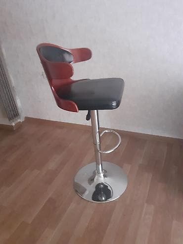 firlanan stol: Bar taburesi – tənzimlənən hündürlüklü, fırlanan model. - Oturacaq və — 5