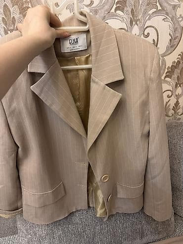 ayaqqab: ELISA üçlü dəst – qadınlar üçün klassik kostyum - Rəng: açıq bej — 1