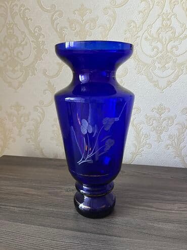 yuxuda gul qabi görmek: Bir vaza — 8