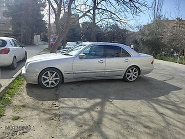 Mercedes-Benz E-Class (W210), gümüş rəngli sedan. Xüsusiyyətlər və — 8