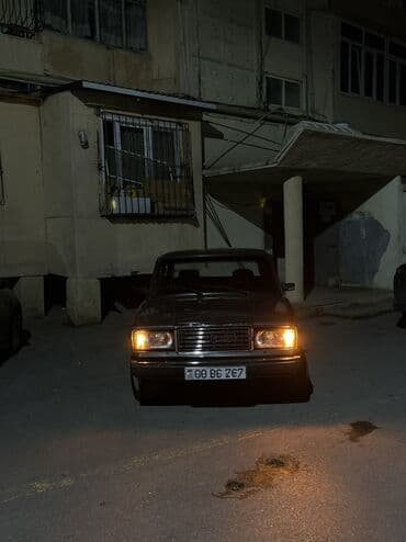 Su nəqliyyatı: VAZ 2107, sedan, arxaötürücülü. Xüsusiyyətlər: - Kuzov: klassik 2107 — 5