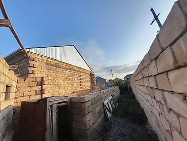 ev damaşnik: 1 otaqlı yaşayış evi – şəxsi həyət daxilində - Plan: geniş yataq — 10