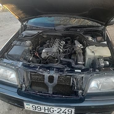 16 disk: Mercedes-Benz C-Class Sedan – C220 D hecbir problemi yoxdur Ötürücü — 6