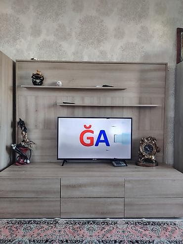 podstavka: Düz TV altlığı, Polkalı, Laminat — 1