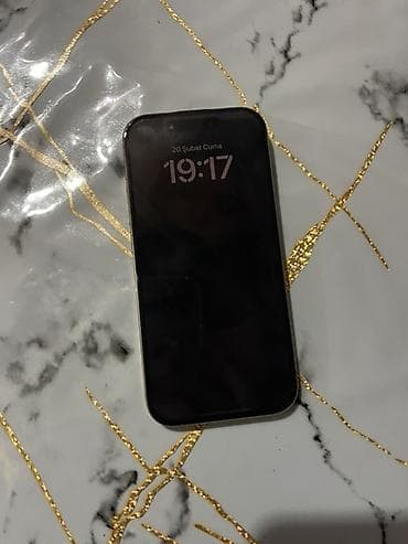 iphone 8 gold: IPhone 16 Pro, 256 GB, Qızılı, Face ID — 3