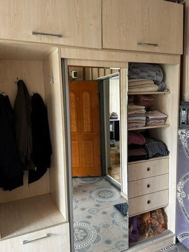 Kupe, 2 qapılı Düz dolab, Dəhliz dolabı