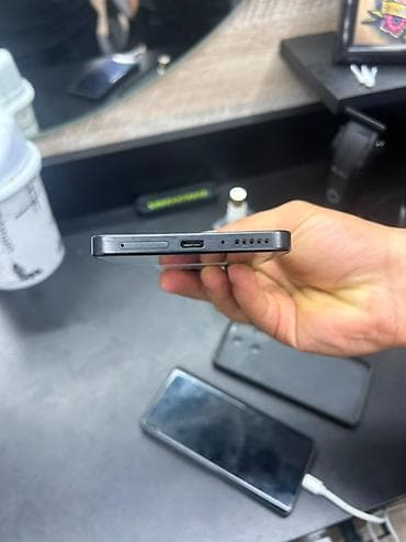 iphone 8 black: Redmi 13, 128 GB, rəng - Qara, Barmaq izi — 4