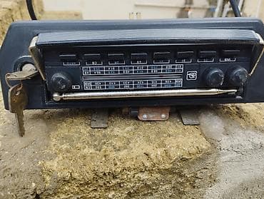 islenmis masin maqintafonlari: Магнитола — 1