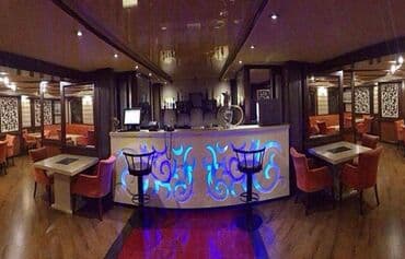 kirayə restoranlar: İçəri şəhər metrosunun yaxınlığında, 360 kv sahəsi olan (yarızirzəmi — 23