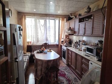 сайты недвижимости в азербайджане: Binanın 5-ci mərtəbəsində yerləşən bu 3 otaqlı mənzil şəhər mərkəzində — 14