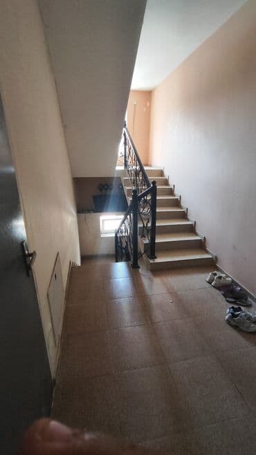 vasmoyda ucuz kiraye evler: Komsamol dairesinde. piyada keçidin yanında. 24 saat oba marketin — 7