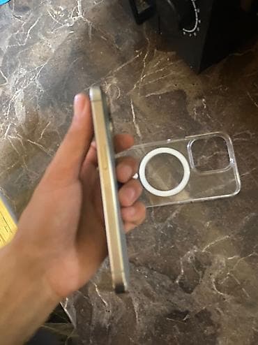 balaca iphone: IPhone 15 Pro, 128 GB, Natural Titanium, Simsiz şarj, Face ID — 3
