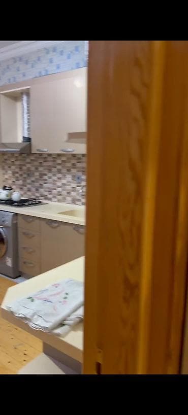 Mənzil kirayələyirəm: Köhne Yevlax avtovağzalının yani 5/1 mertebesi 2 otaqlı təmirli və — 8