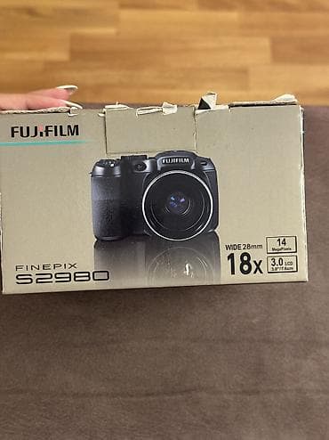 Satılır Fujifilm FinePix S2980 fotoaparat. Kamera tam işlək — 2