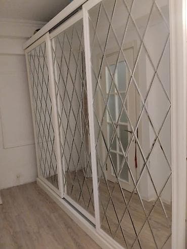 İşlənmiş, 2 qapılı, Güzgülü, Ağ, Digər material, Kupe, Düz dolab