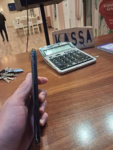 mi max 2: IPhone X, 256 GB, Space Gray, Face ID — 5