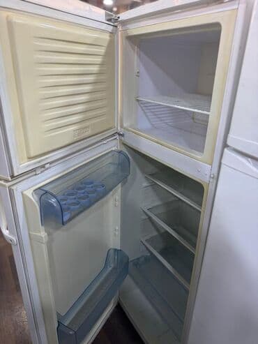 qapalı dondurucu: 2 qapılı Beko Soyuducu Satılır, rəng - Ağ — 2