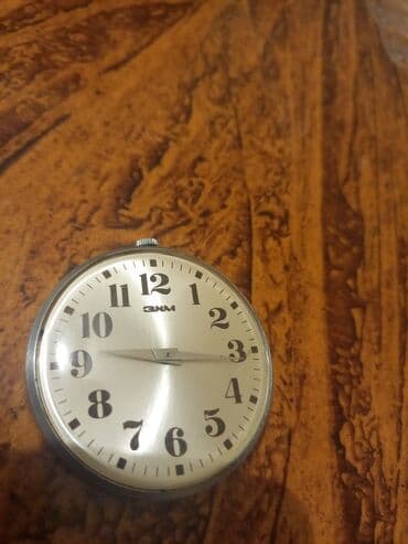 saat satişi: Masaüstü saatlar, Mexaniki, Saniyə əqrəbi — 2