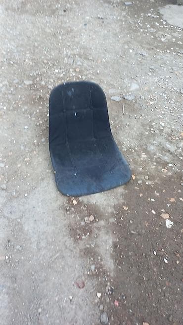 Velosbete oturmaq üçün qatlanan döşək-stul - Rəng: qara - Forması at lalafo.az Velosbete oturmaq üçün qatlanan döşək-stul - Rəng: qara - Forması