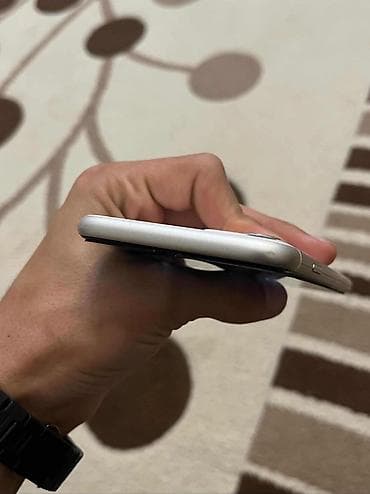 iphone mini: IPhone 11, Ağ, Face ID — 3
