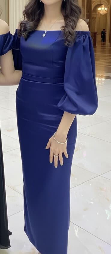 Şık axşam/gecə geyimi – tünd göy rəngdə orta-uzunluqda don. - Model