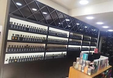 mojet bit parfum: Ətir vitrini təcili satılır. münasib qiymətə — 3