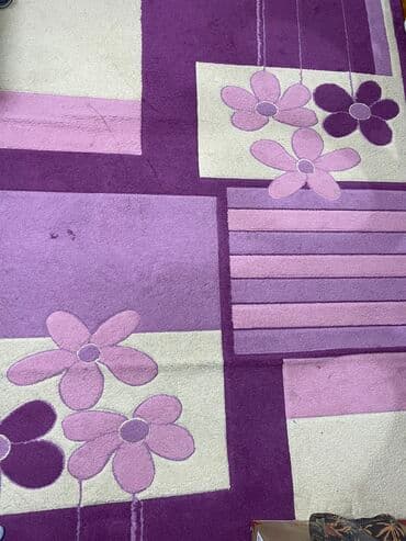 islenmis xalca aliram: Xalça — 1