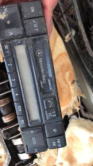Məhsul: Mercedes-Benz ehtiyat hissələri (W124/W201 seriyaları ilə lalafo.az -da Məhsul: Mercedes-Benz ehtiyat hissələri (W124/W201 seriyaları ilə