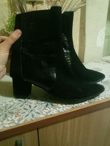 резиновые полусапожки: Размер: 39, цвет - Черный, Б/у — 2