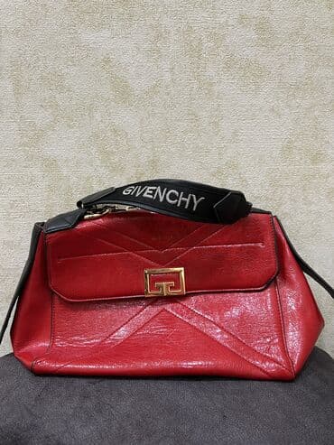 вещи бу купить: Givenchy qirmizi canta — 1