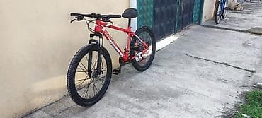 uwaq velosiped: Assalam aleykum . 26- lıqdır .Təkərlər əla vəziyyətdədir . Skoruslar — 8