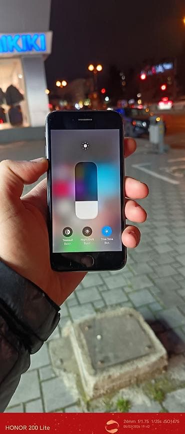 iphine: IPhone 8, 64 GB, Qara, Barmaq izi — 1