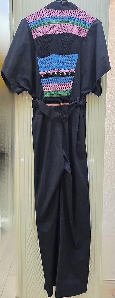 mavi don: Akep brendinin qara rəngli uzun paltarı - Model: köynək tipli — 2